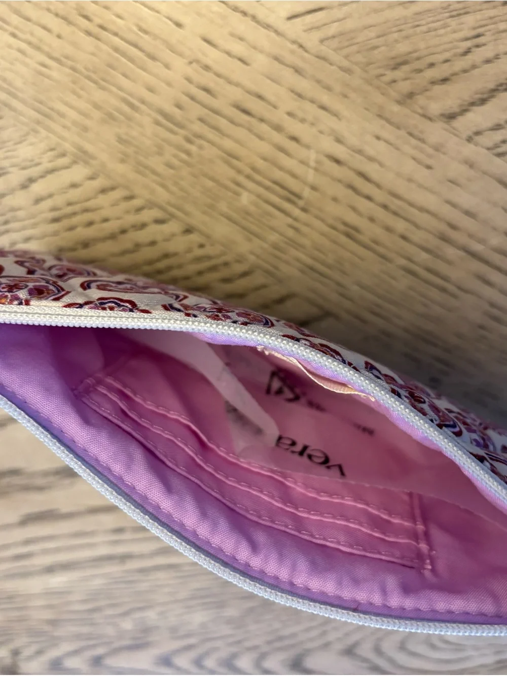 Vera Bradley Essential Wristlet Lavender Geo NWT Quilted Cotton